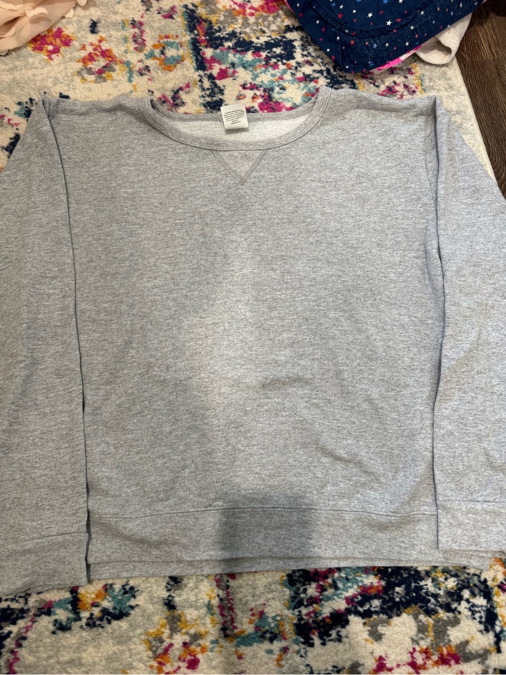 Hanes Women's Light Gray Crewneck Sweatshirt